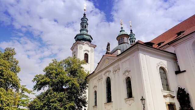 מנזר סטרהוב הוא אחד המקומות שלא כדאי לפספס