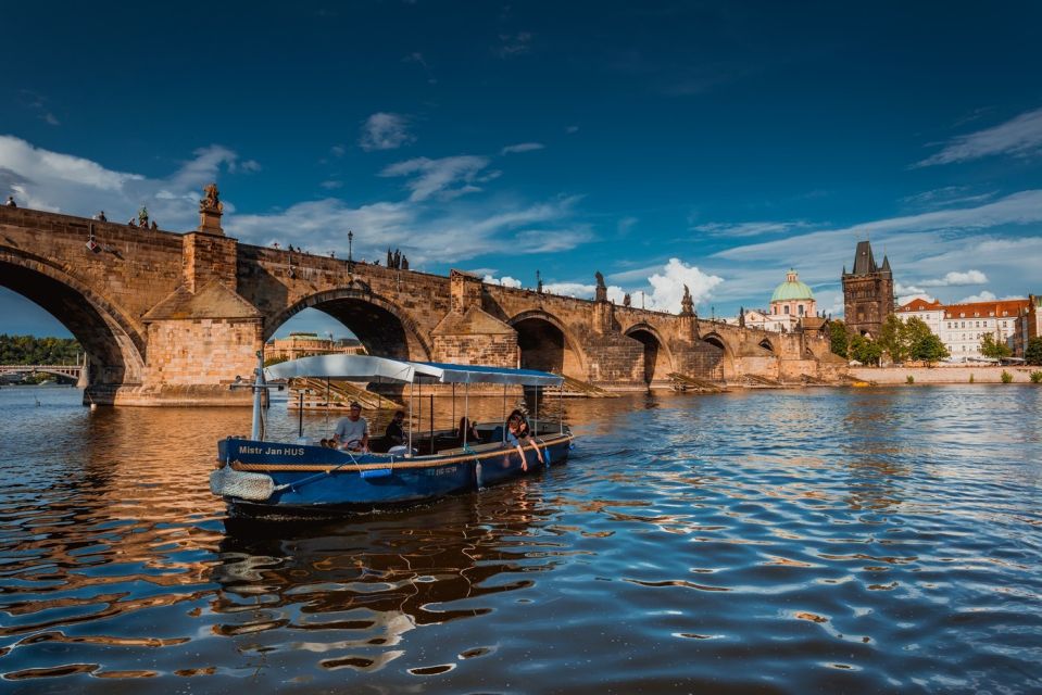 Sightseeing Cruise to Devil's Channel