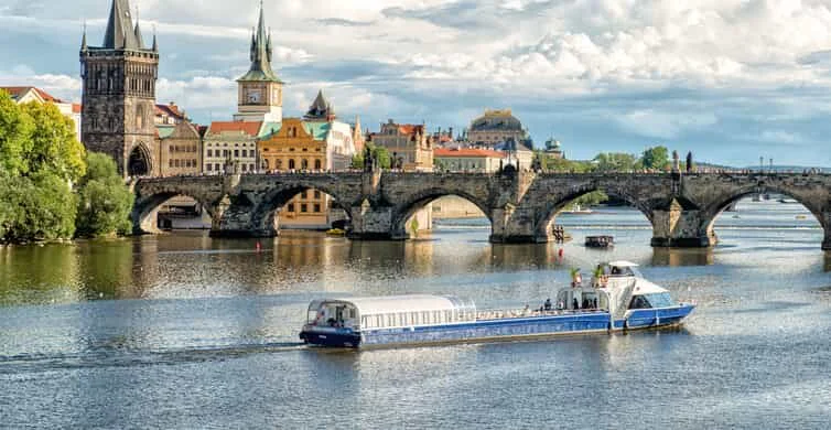 Prague: Vltava River Sightseeing Cruise